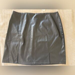 Elegant Black Mini Skirt